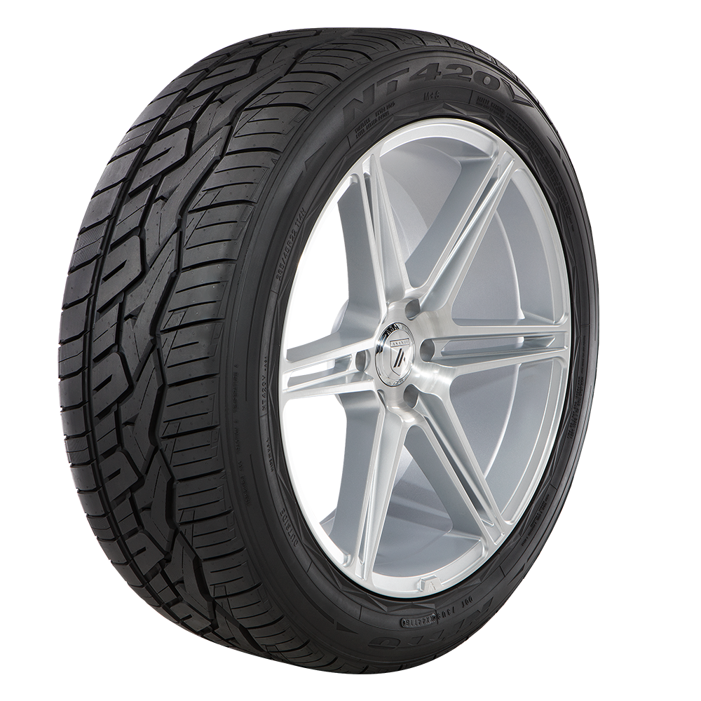 LT305/50R22 F 124/121S 420V 34.1 3055022